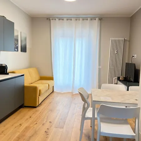 Binario - 3 Min From Station Apartament Mediolan